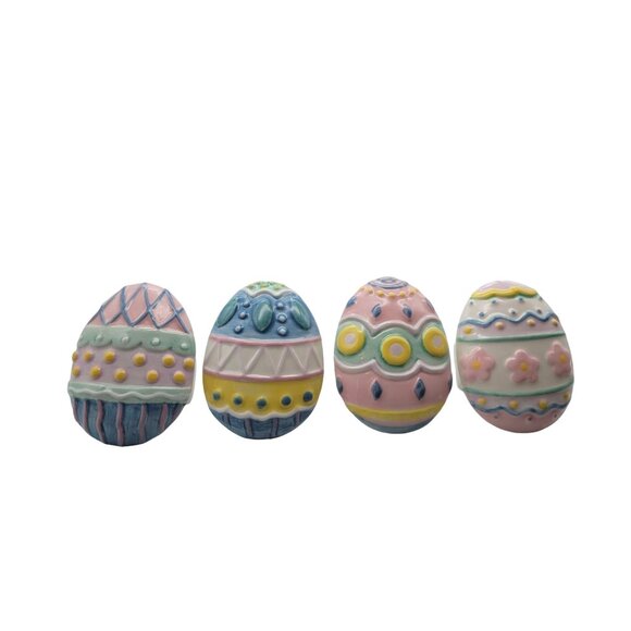4 VINTAGE Napkin Rings EASTER HOLIDAY EGGS - Picture 2 of 4